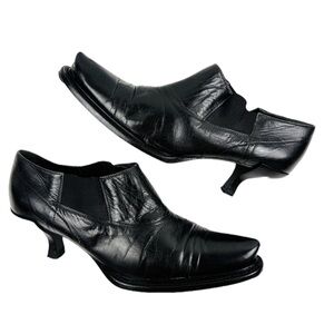 Prada leather kitten heels pump Y2K